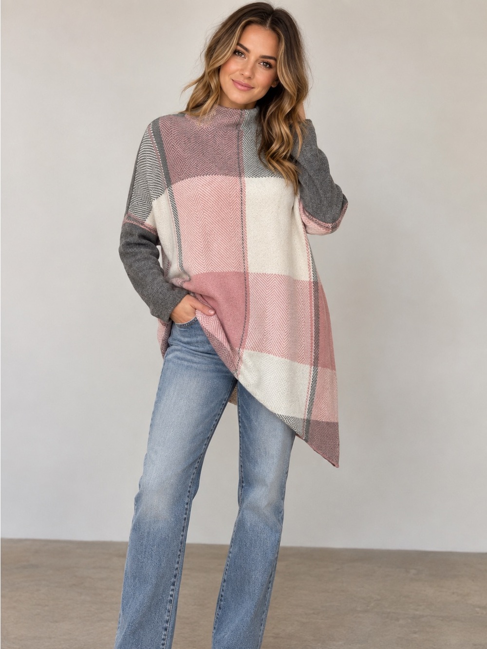 Joseph A Pink, Gray & Cream Colorblocked Turtleneck Sweater